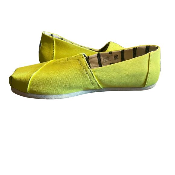 NWT Women's Toms Neon Yellow Slip On Canvas Shoes Size 7 - Picture 9 of 12